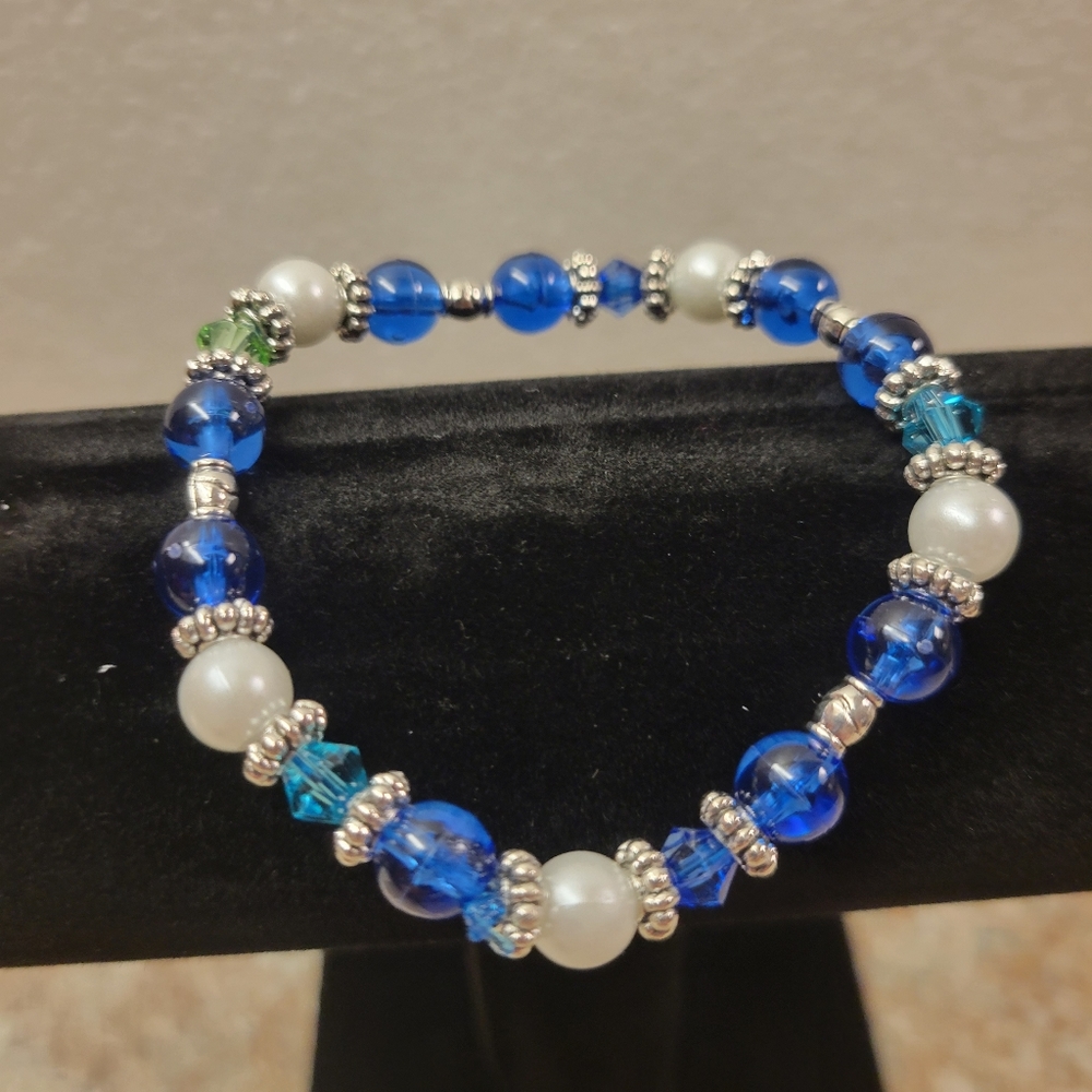 Handcrafted Silver, White Faux Pearl and Blue Saffire Stretch Bracelet